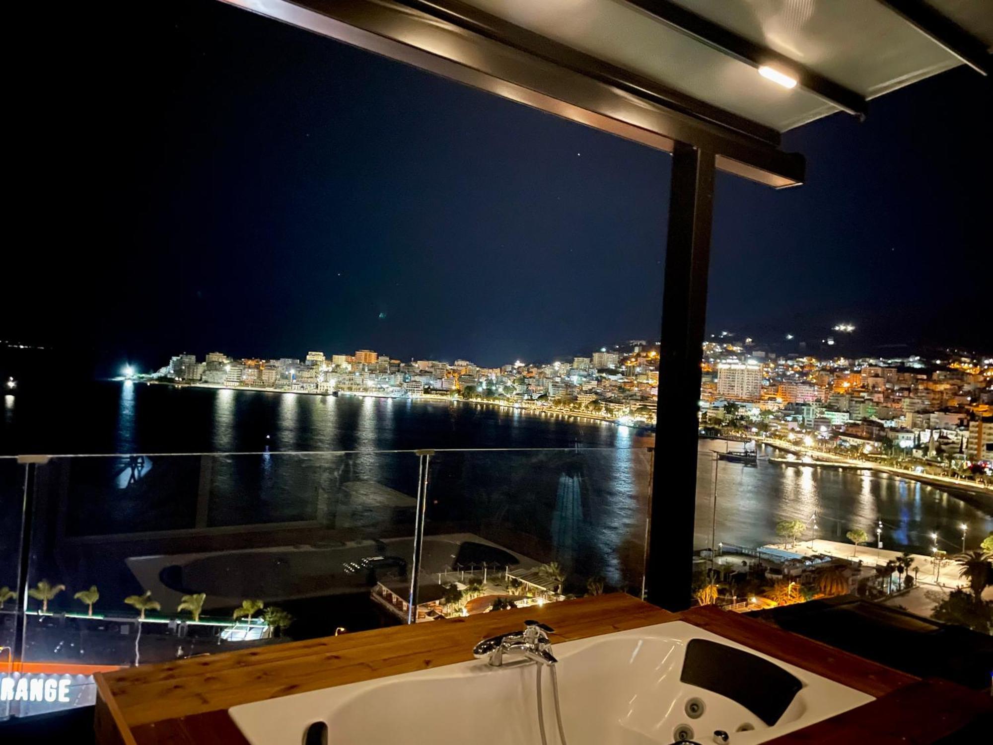 Апартаменты Seaview Golden Penthouse Саранда Экстерьер фото